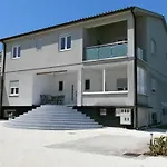 Bora Appartamento *