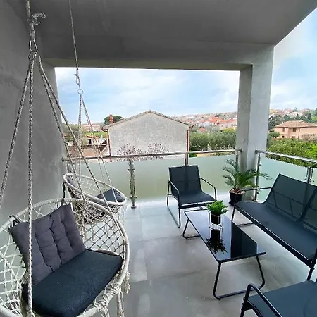 Bora Apartman Ližnjan