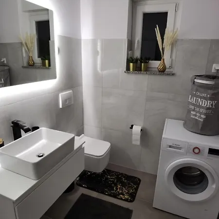 Apartman Bora *