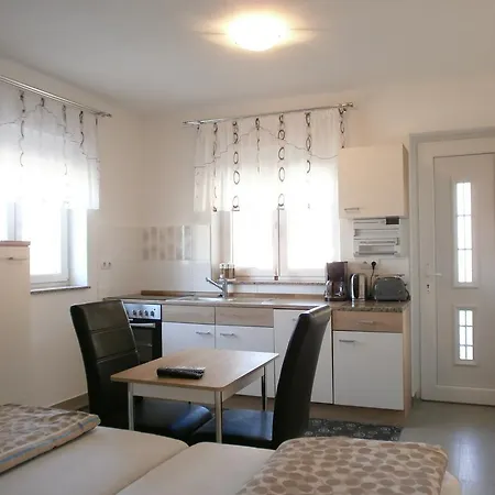 Apartment Bora *