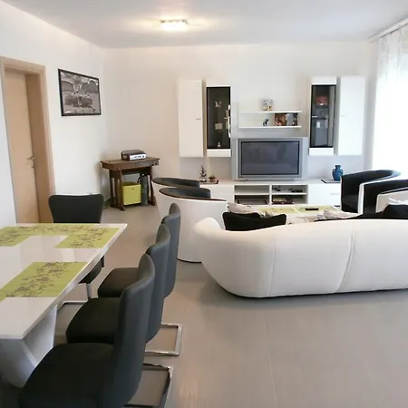 Apartment Bora