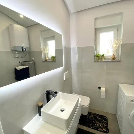 Apartment Bora