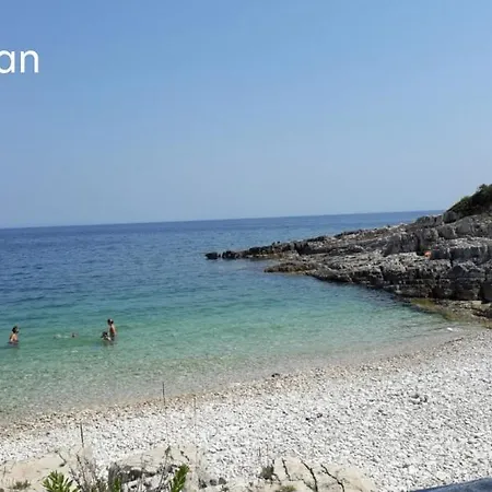 Bora * Ližnjan